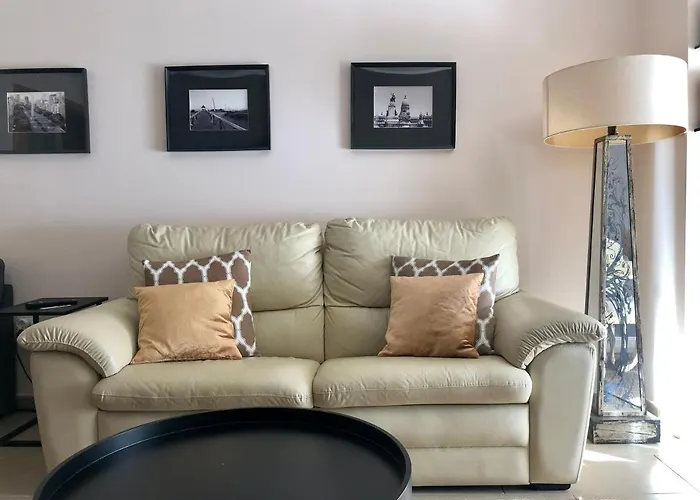 Jardines De Las Marinas Premium